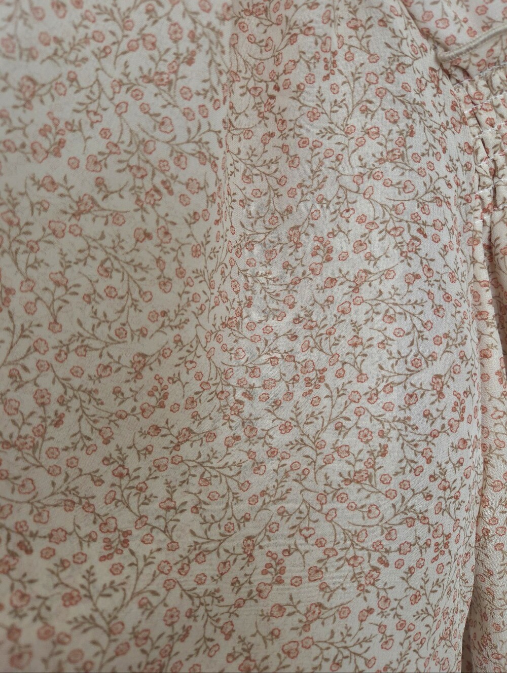 Indigo Rose Smocked Floral Dress in Peach/Cream. Size M. #SW - Picture 5 of 7